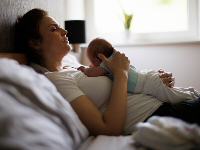 The Ultimate Guide to Postnatal Recovery: Tips for New Moms